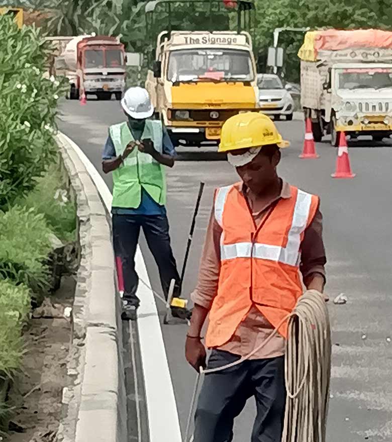 TheSignage crew on site
